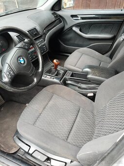 BMW 323i - 8