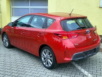 Toyota Auris, 1,8 Hybrid SERV.KNÍŽKA - 8