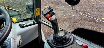 Kolový nakladač Kramer 5055 - 8