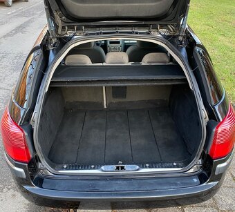 🚗 Pronájem úsporných a spolehlivých aut – pro každou přílež - 8