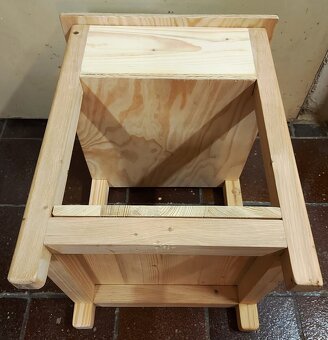 Stolička s úložným prostorem, - 8