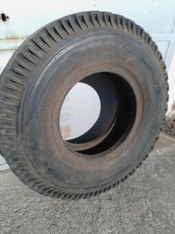Pneu tatra,liaz,vlek,vlečka 12,00-20 Barum,16 PR,V-1 - 8