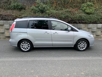Mazda 5   2.0 i - 16V      7 míst - 8