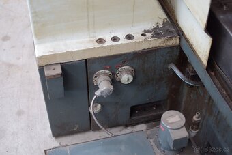 Souřadnicová vyvrtávačka MAS VXD 100 CNC - 8