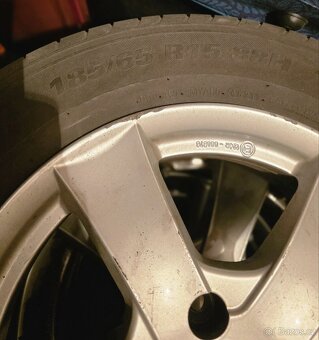 Pneumatiky Kumho ecsta hs52 ev 185 65 r15 - 8
