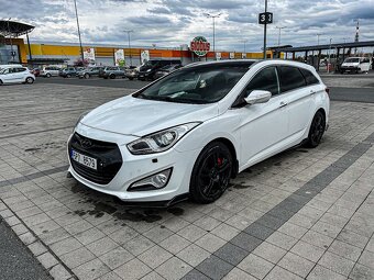 Hyundai i40 1.7 CRDi 120 kW – plná výbava + unikátní úpravy - 8