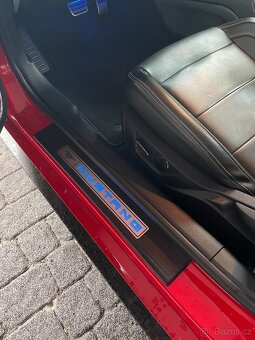 Prodám Ford Mustang 5.0 GT - 8