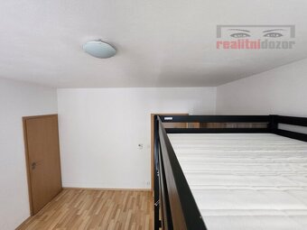 Pronájem - část. zař. 1kk 33m2, ul. U Leskavy, vč. spotřebič - 8