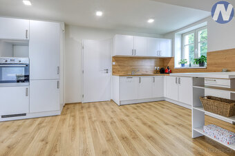 Podkrovní apartmán 3+KK v srdci Šumavy – Rezidence Sušická, - 8