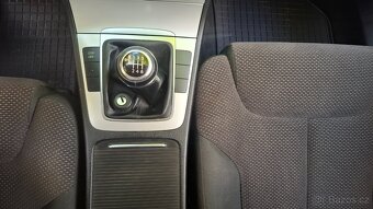 VW Passat Variant 2.0 TDi 125 kW, common rail ČR, garáž - 8