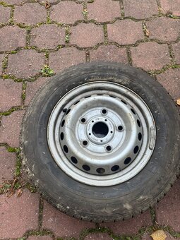 215/65R15C ZIMNÍ plechové disky - 8