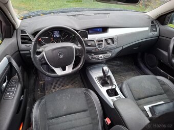 Renault Laguna 1.5 DCI Kombi Klima Alu Navi Model 2009 - 8