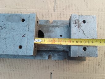 Strojní svěrák - 8