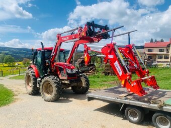 MONTUJEME ČELNÍ NAKLADAČE INTER-TECH NA TRAKTORY - 8