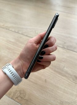 iPhone XS 64 GB - 8