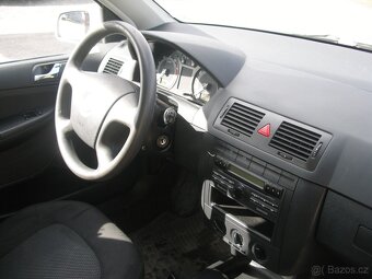 ŠKODA FABIA,1.4,55KW,BENZÍN,ABS,KLIMATIZACE,SERVISKA - 8