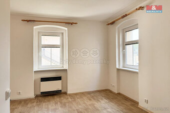 Pronájem bytu 2+kk, 36 m², Karlovy Vary, ul. Na Průhoně - 8