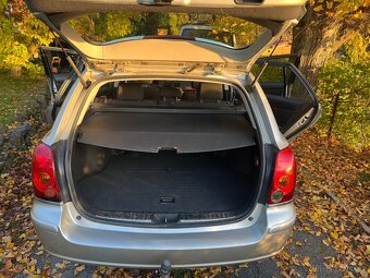 Toyota Avensis 2.0 Benzín - 8