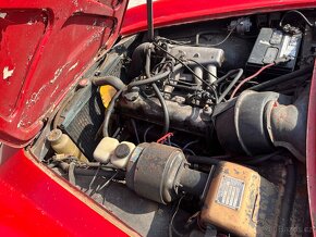 Volvo P1800E - Automat, klima, funkcni - 8