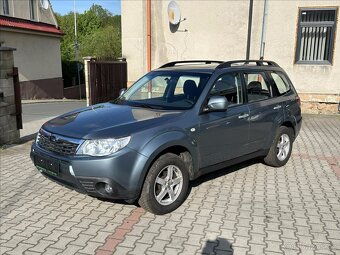 Subaru Forester 2.0 110kW 2010 111371km X TAŽNÉ 1.majitel - 8
