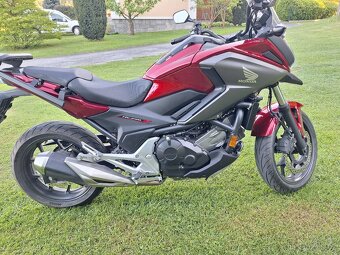 Honda NC 750 XA - 8