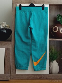 Nike dámské sportovní carpi kalhoty tepláky vel. S/M nové - 8