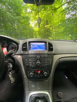 Opel Insignia - 8