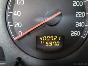 Prodám Volvo V70 D5 2.4 diesel automat 2002 120kw - 8