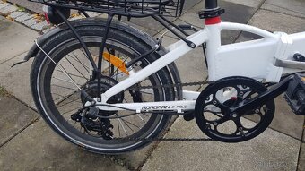 Elektro kolo,  najeto do 500km. Top stav. - 8
