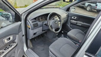 Kia Carens 2.0i 102kw rok výroby 2006 - 8