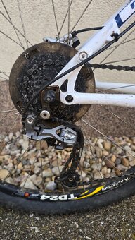 GT Avalanche 1.0 - horské kolo - 8