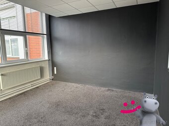 Pronájem kancelářského prostoru 89 m2 - Zlín, J. A. Bati 554 - 8