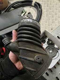 BMW e36 NÁHRADNÍ DÍLY - 8