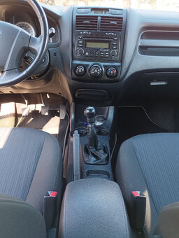 KIA Sportage 2.0 CVVT 4x2 Active combi - TOP KUS - 8
