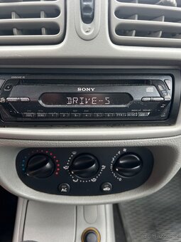 Thalia 1.4i 2005 64 T.km nová Stk - 8