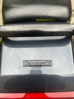 Kawasaki gpz 900R - 8