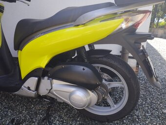 Honda SH 125 - 8