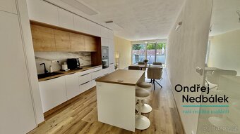 Prodej byty 2+kk, 61 m2 - Zlín, ev.č. 22626 - 8