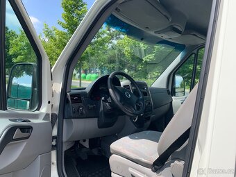 Volkswagen Crafter 2.5 Tdi - 8