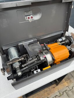 Comelz SS 20 kosici stroj štípací stroj Štípačka kůže - 8