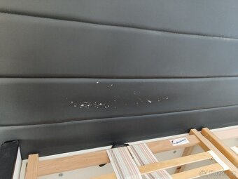 Manželská postel s rošty 180x200 - 8