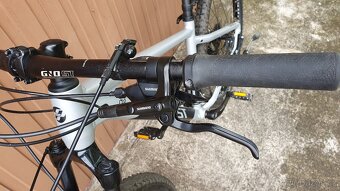 Ghost kato Essential 27,5 - 8