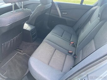 Bmw 520i 125kw alu kola šíbr park.senzory tempomat vyhř.sed - 8