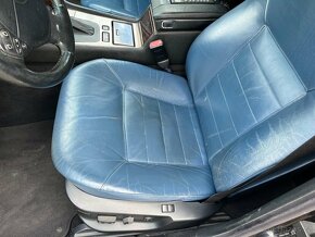 BMW 750i E38 - 8