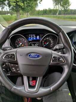 Ford Focus - 8
