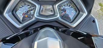 Sym Cruisym 300 Top stav. - 8