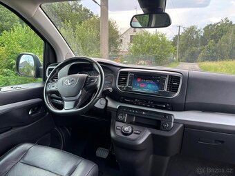 Toyota Proace Verso VIP 2.0D 130kW Automat • 6 míst • 4/2022 - 8