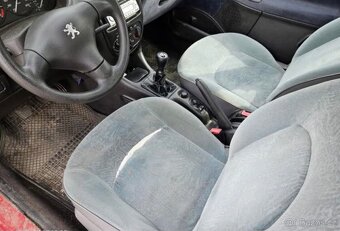 Výměna za něco v naftě. Peugeot 206 1.4i 55kw - 8
