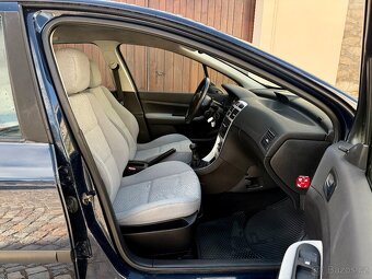 Peugeot 307 1.6HDi 66kw Klima 2.Maj Servis nová STK - 8