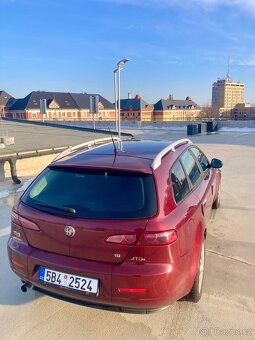 Alfa Romeo 159 1.9 jtdm 110kw - 8